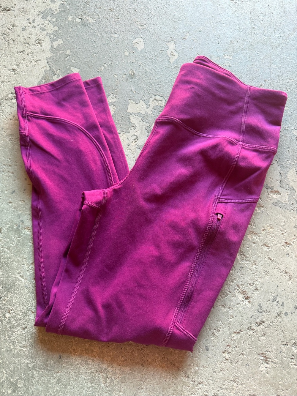 “NWOT” Mondetta Magenta Performance Leggings sizeS,XXL
